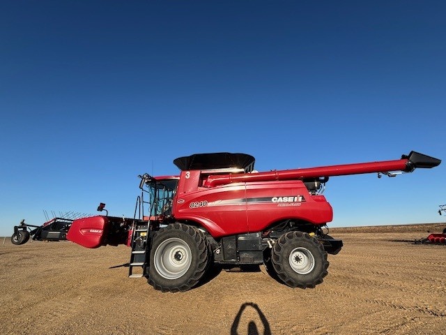 2017 Case IH 8240 Combine