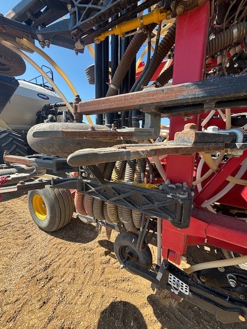 2022 Bourgault 3335-76-12 Air Drill