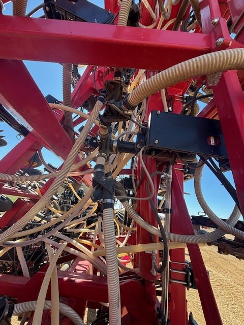2022 Bourgault 3335-76-12 & 91300 Air Drill