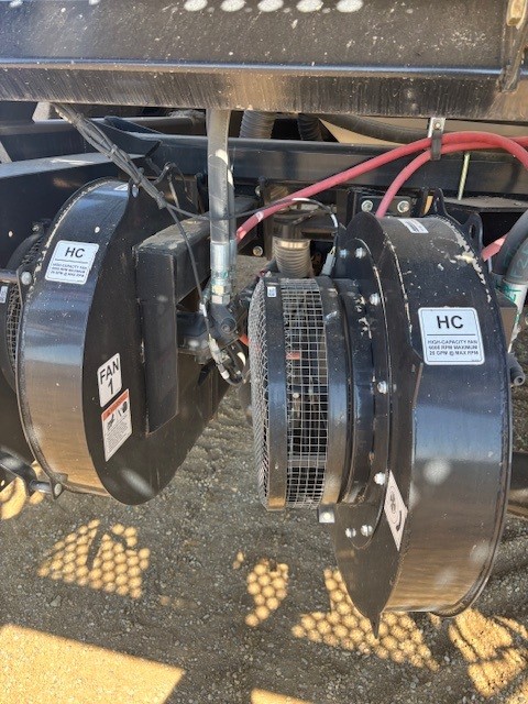 2022 Bourgault 3335-76-12 & 91300 Air Drill