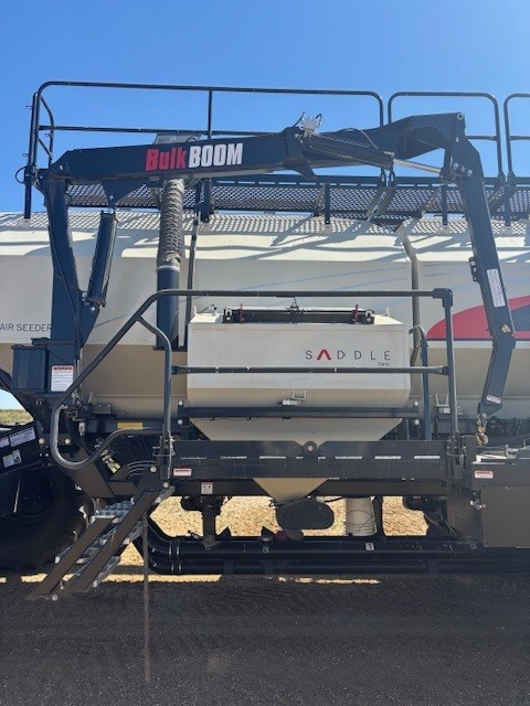 2022 Bourgault 3335-76-12 & 91300 Air Drill