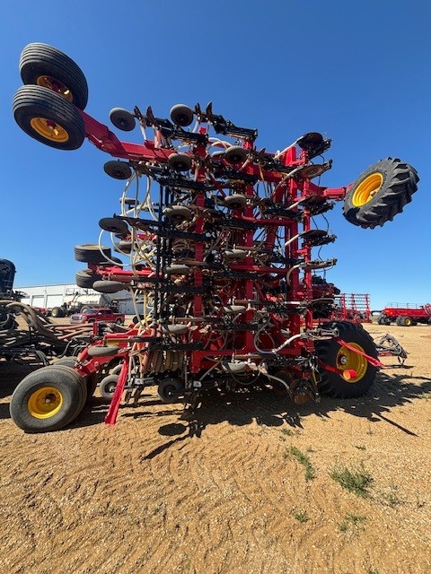 2022 Bourgault 3335-76-12 & 91300 Air Drill