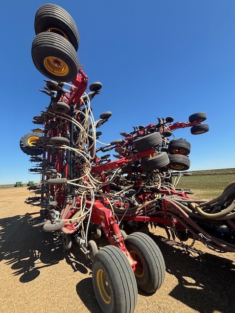 2022 Bourgault 3335-76-12 & 91300 Air Drill