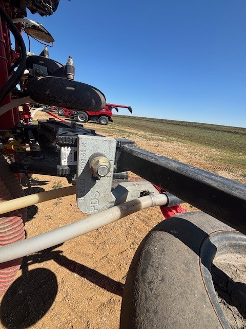 2022 Bourgault 3335-76-12 & 91300 Air Drill