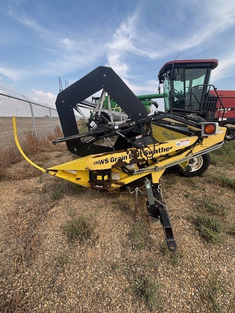 2002 Case IH WDX1101 Windrower