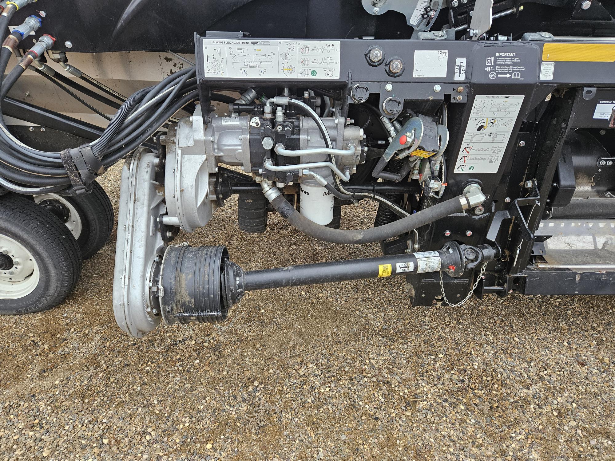 2022 MacDon FD240 Header Draper Flex