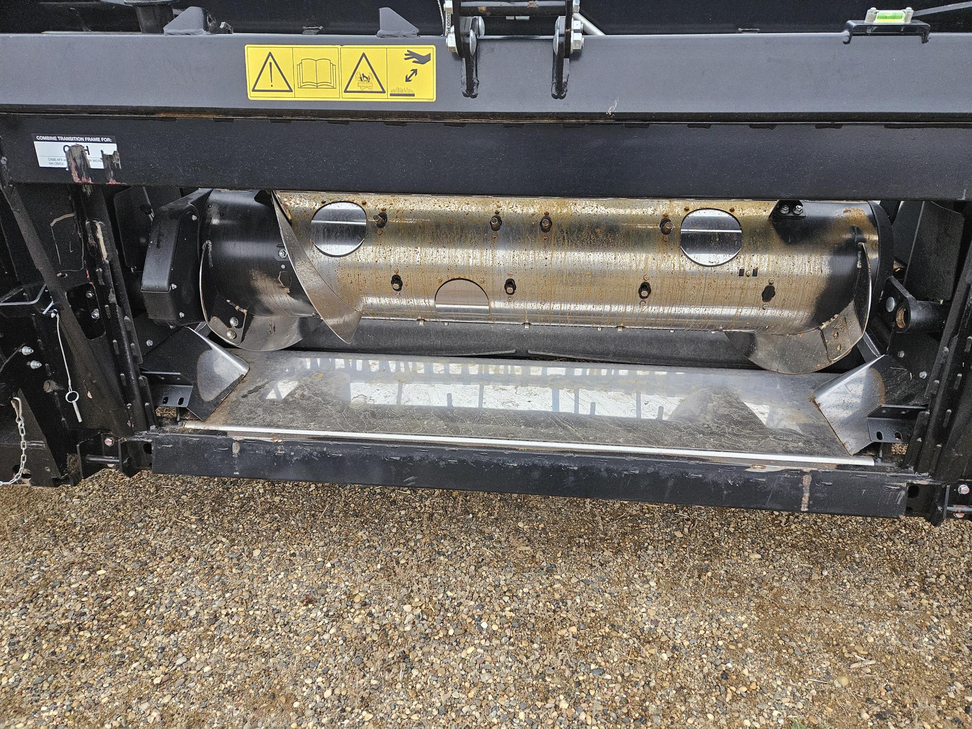 2022 MacDon FD240 Header Draper Flex