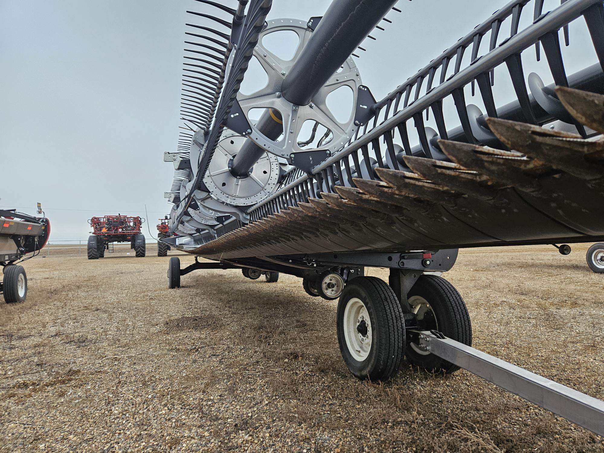 2022 MacDon FD240 Header Draper Flex