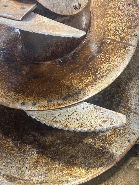 2014 NDE 2656 Vertical Feed Mixer