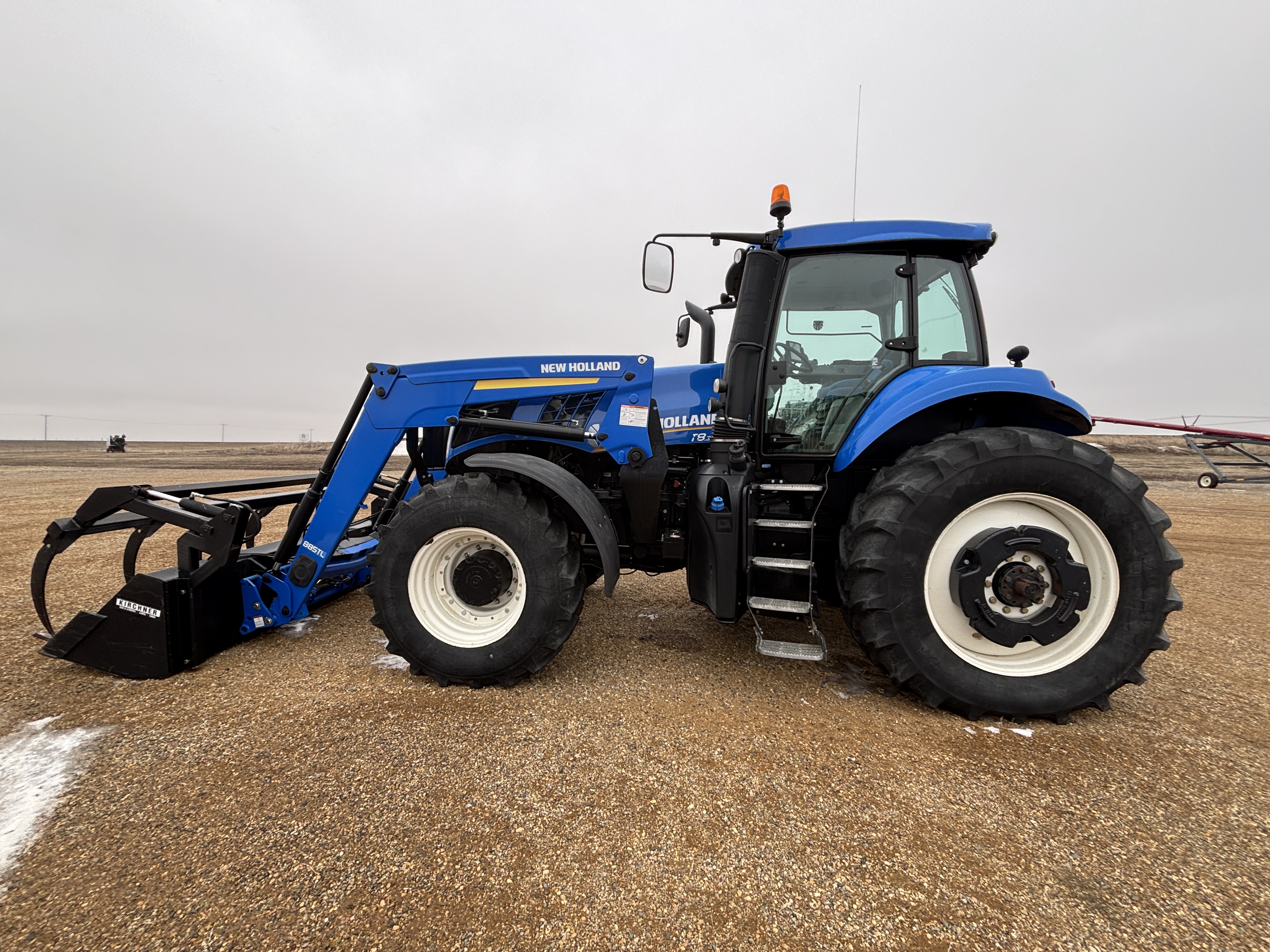 2016 New Holland T8.320 Tractor