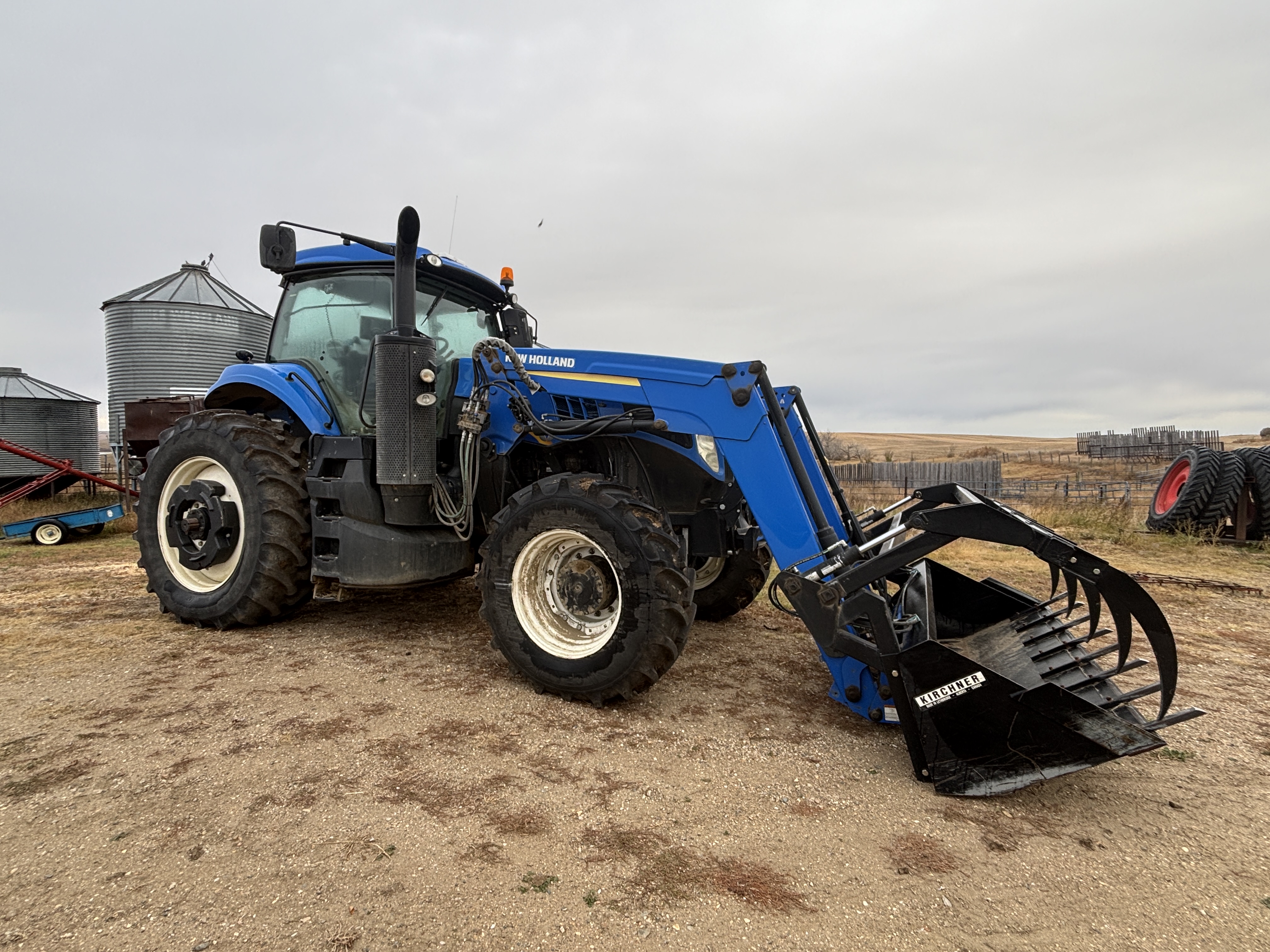2016 New Holland T8.320 Tractor