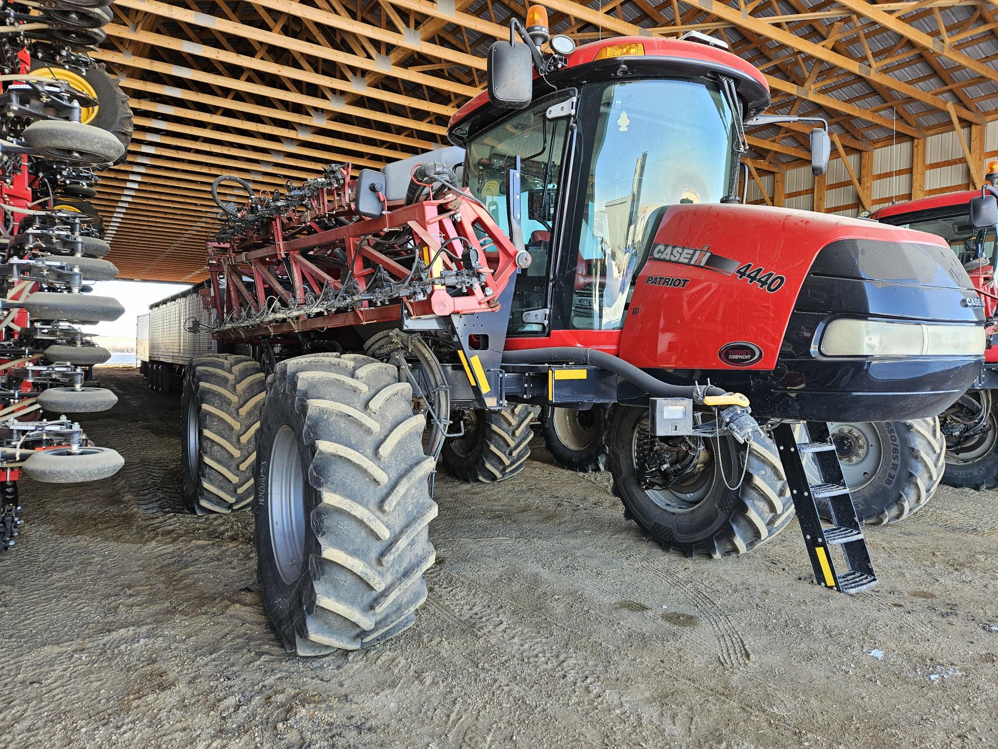 2018 Case IH Patriot 4440 Sprayer/High Clearance
