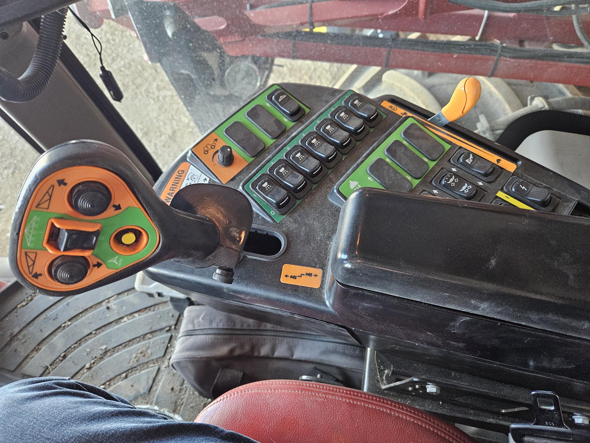 2018 Case IH Patriot 4440 Sprayer/High Clearance