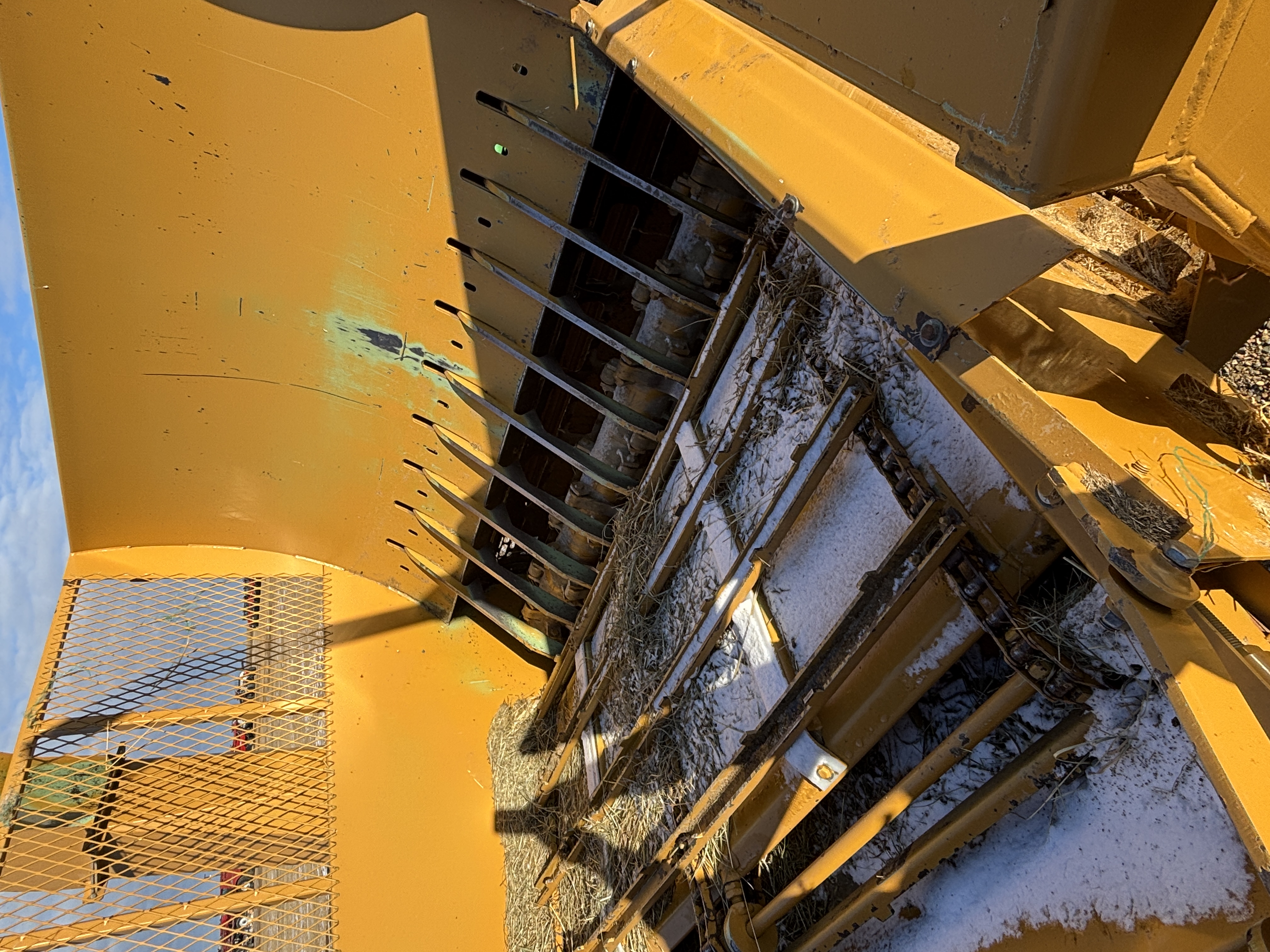 2015 Haybuster 2564 Bale Processor