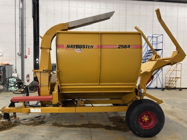 2015 Haybuster 2564 Bale Processor