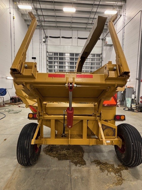 2015 Haybuster 2564 Bale Processor