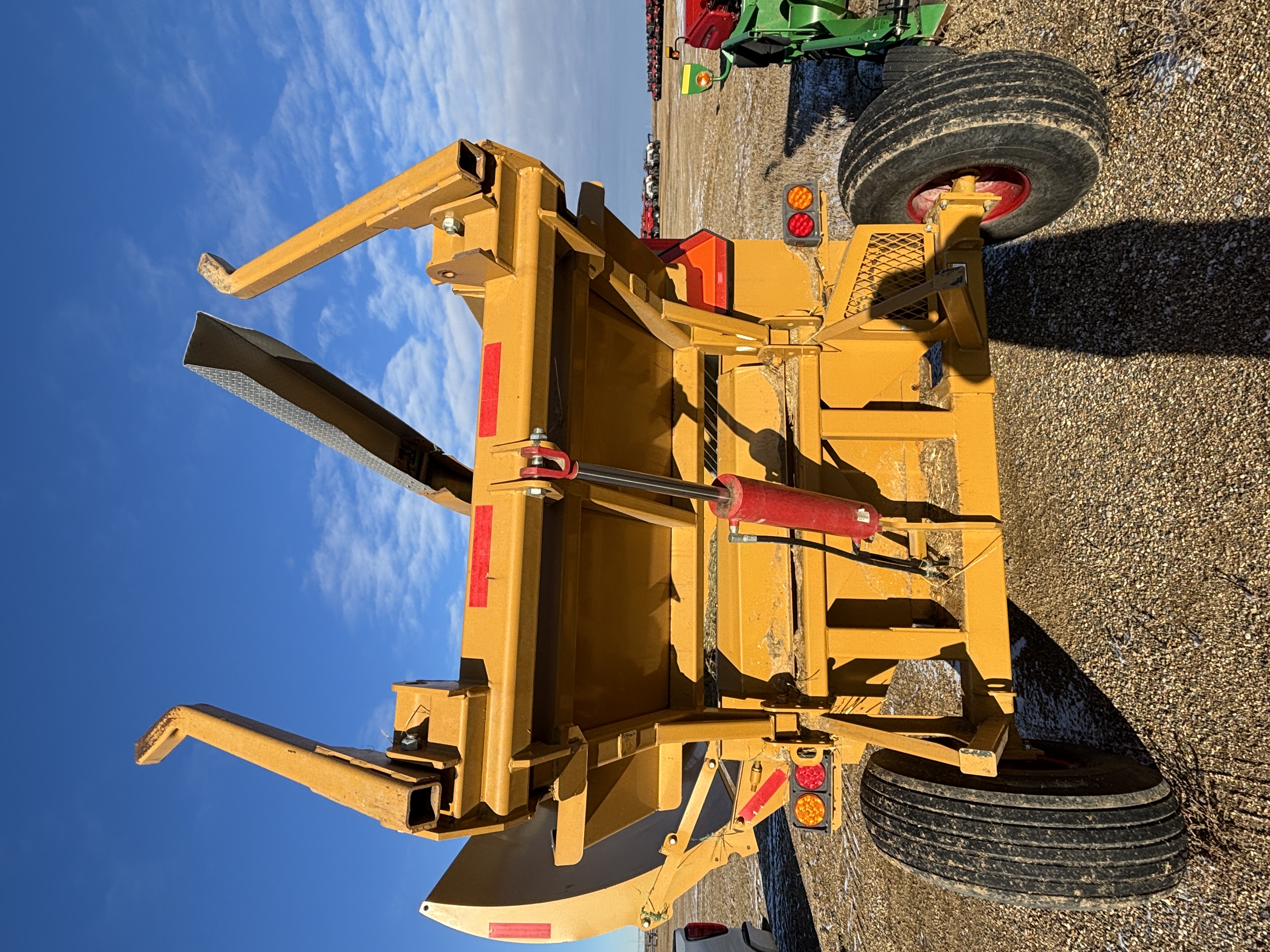 2015 Haybuster 2564 Bale Processor