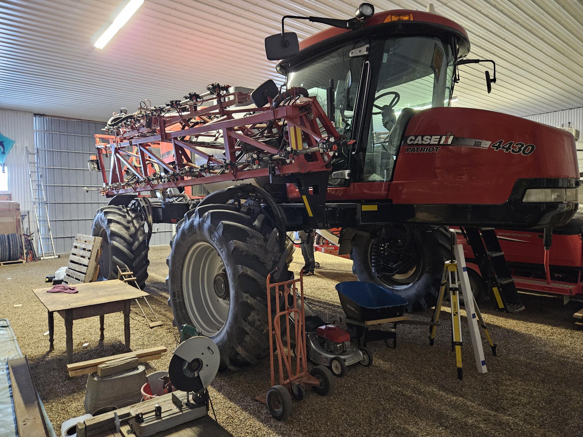 2012 Case IH 4430 Sprayer/High Clearance