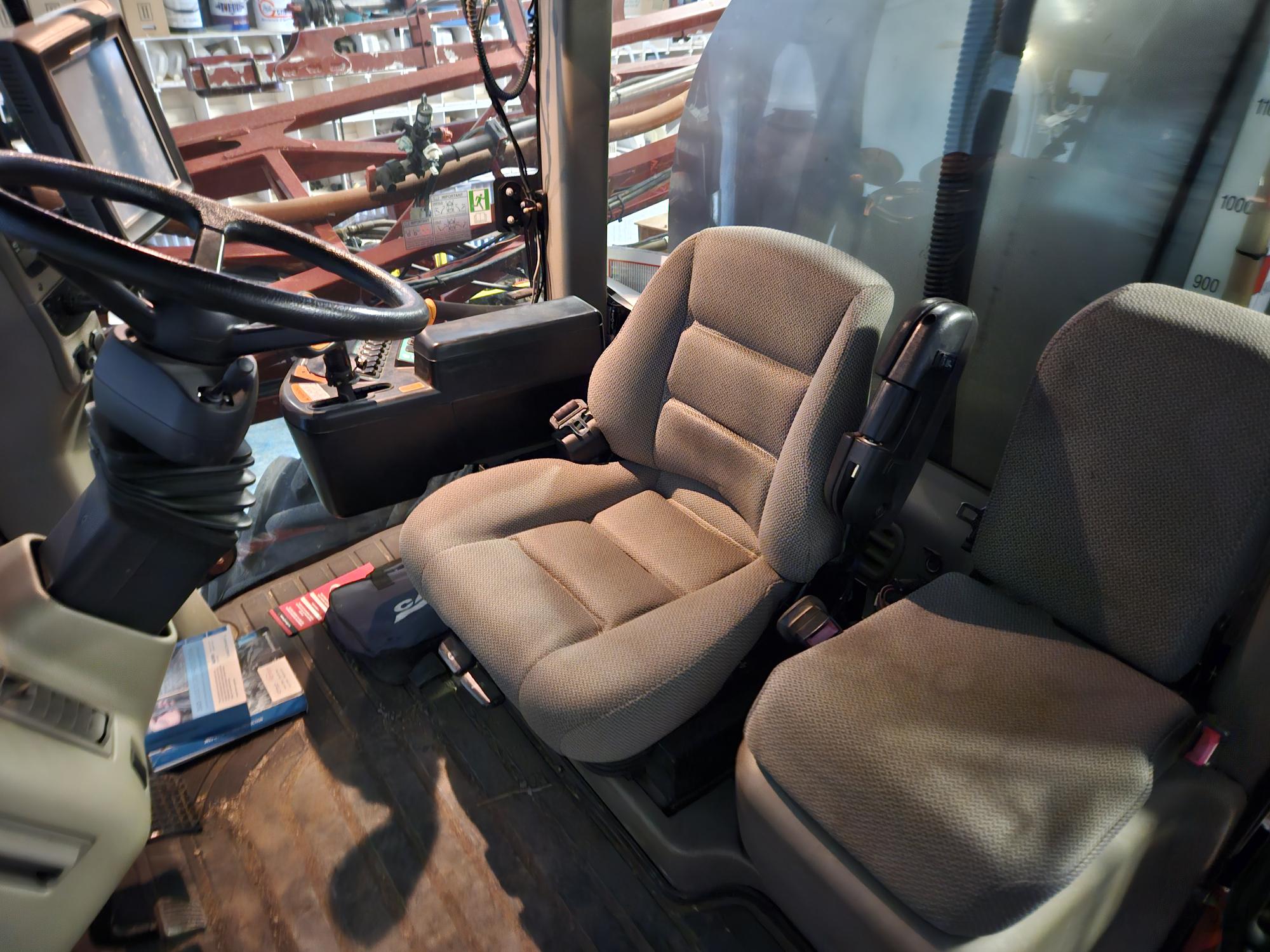 2012 Case IH 4430 Sprayer/High Clearance