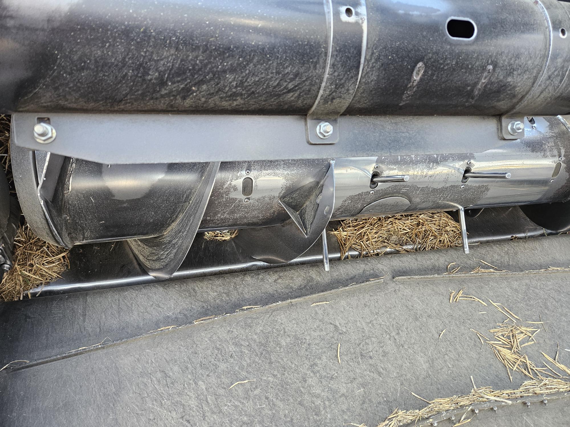 2017 MacDon FD75-40 Header Draper Flex