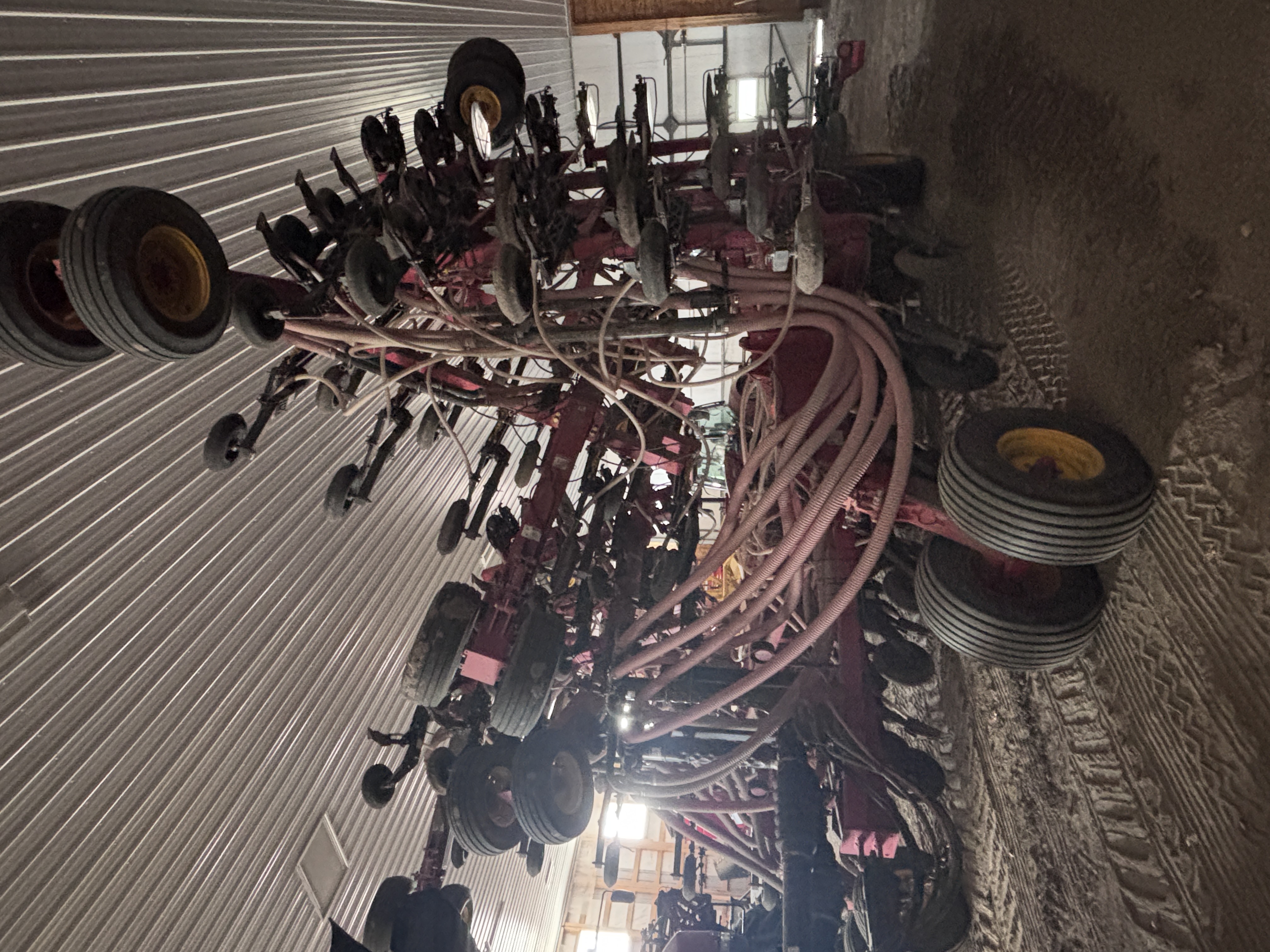 2015 Bourgault 3320-66-10 & 2013 6700 Air Drill