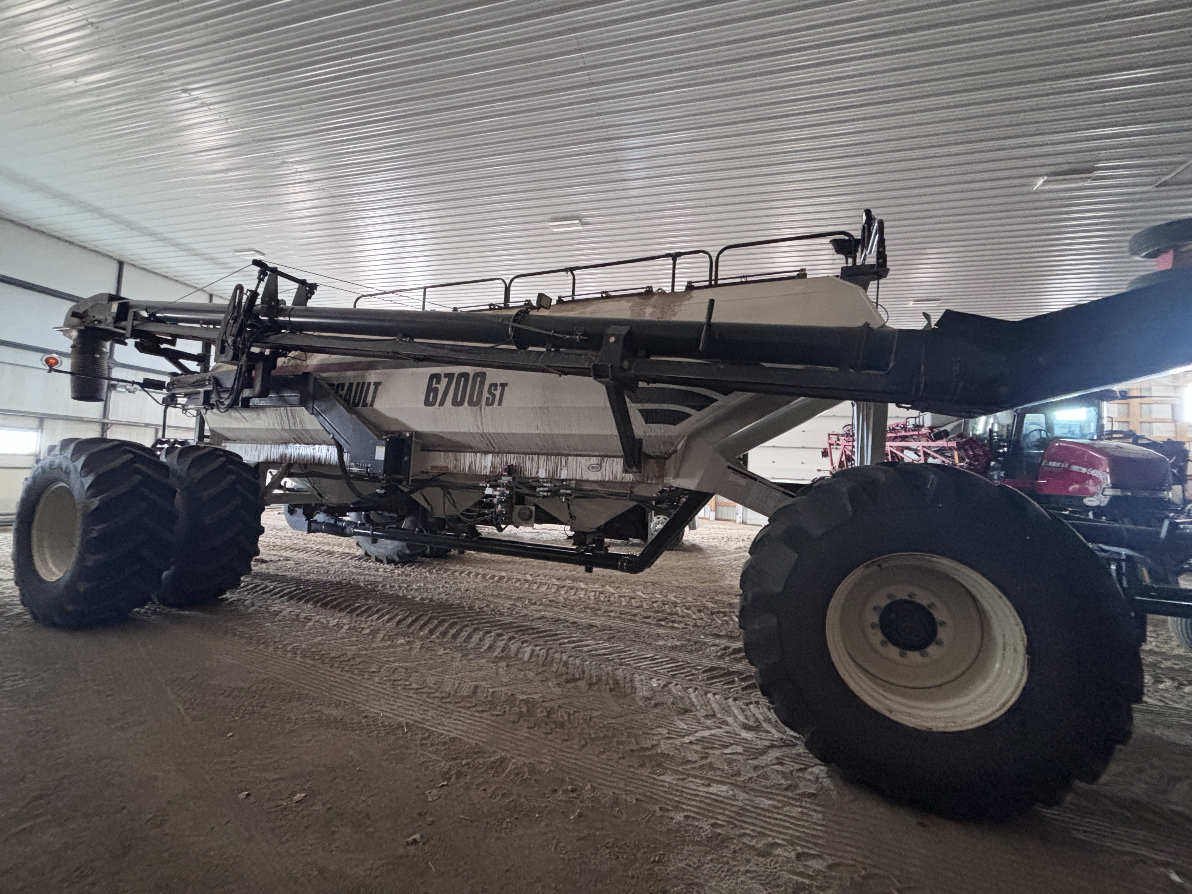 2015 Bourgault 3320-66-10 & 2013 6700 Air Drill