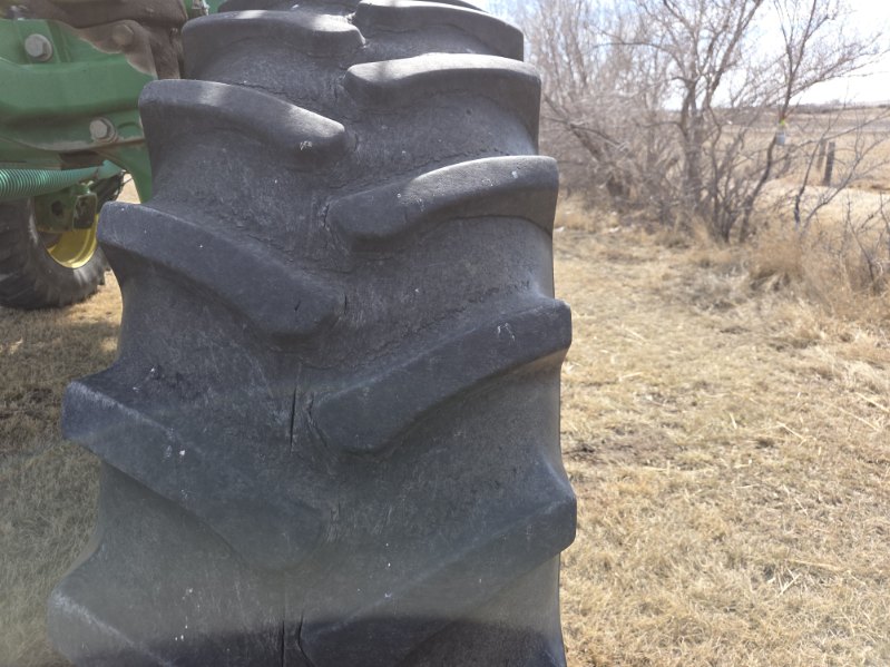 2001 John Deere 4710 Sprayer/High Clearance