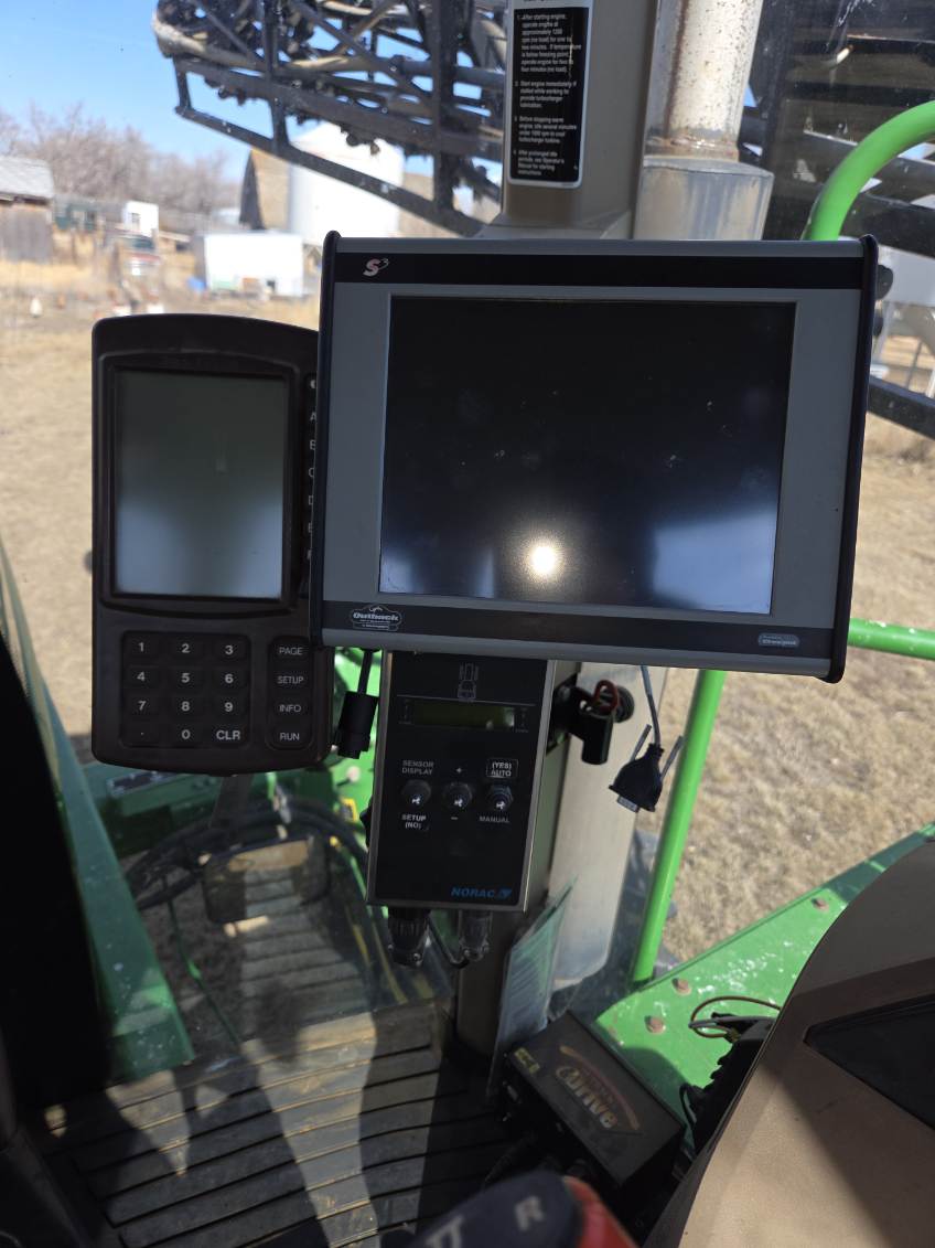 2001 John Deere 4710 Sprayer/High Clearance