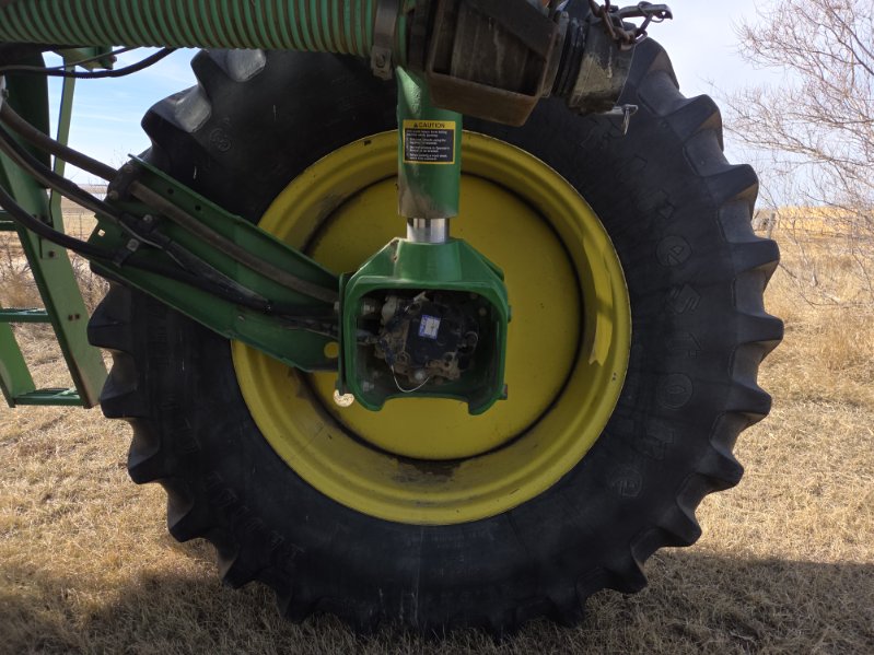 2001 John Deere 4710 Sprayer/High Clearance