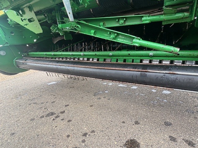 2018 John Deere 560M Baler/Round