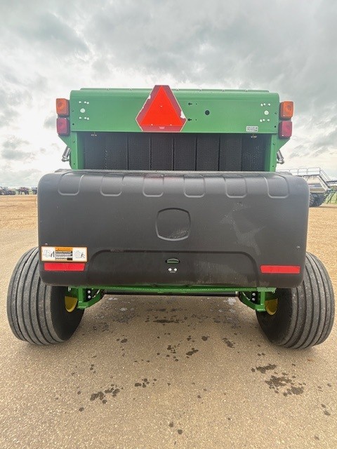 2018 John Deere 560M Baler/Round