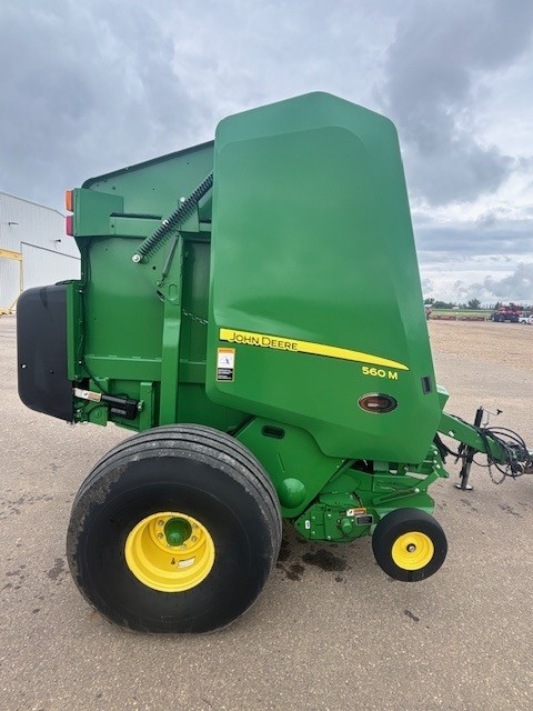 2018 John Deere 560M Baler/Round