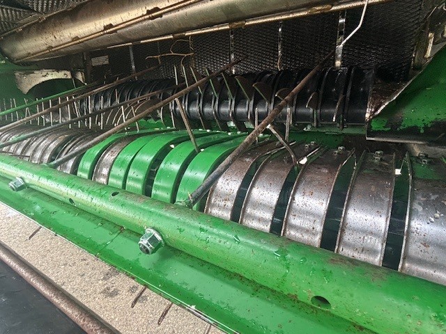 2018 John Deere 560M Baler/Round