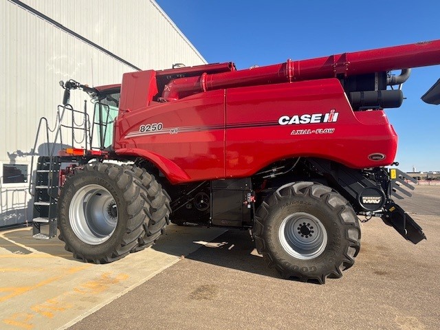 2020 Case IH 8250 Combine