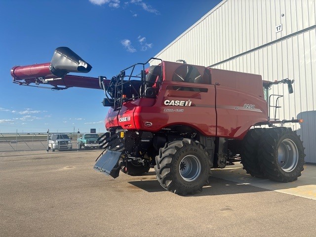 2020 Case IH 8250 Combine