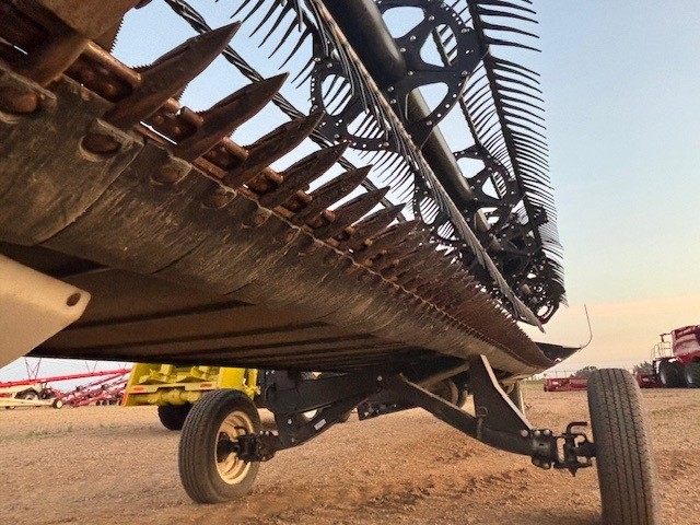 2020 MacDon FD140 Header Draper Flex