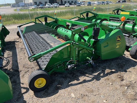 2017 John Deere 615P Header Combine