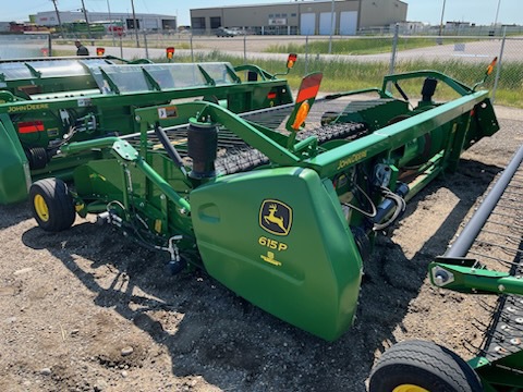 2017 John Deere 615P Header Combine