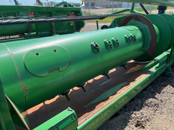 2017 John Deere 615P Header Combine