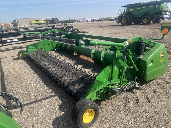 2017 John Deere 615P Header Combine