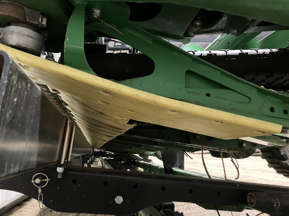 2022 John Deere HD50F Header Combine