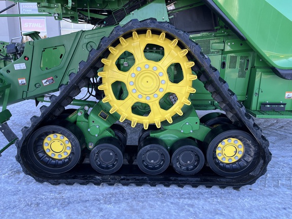 2022 John Deere X9 1000 Combine