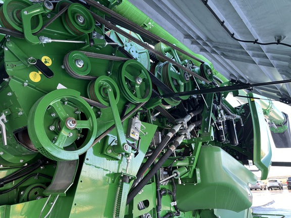 2022 John Deere X9 1000 Combine