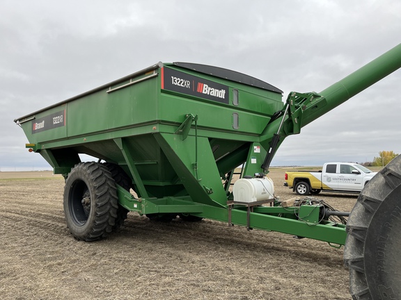 2017 Brandt 1322XR Grain Cart