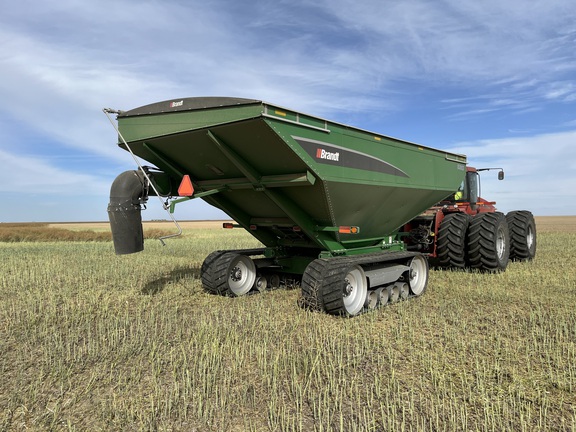 2022 Brandt 1520XT Grain Cart