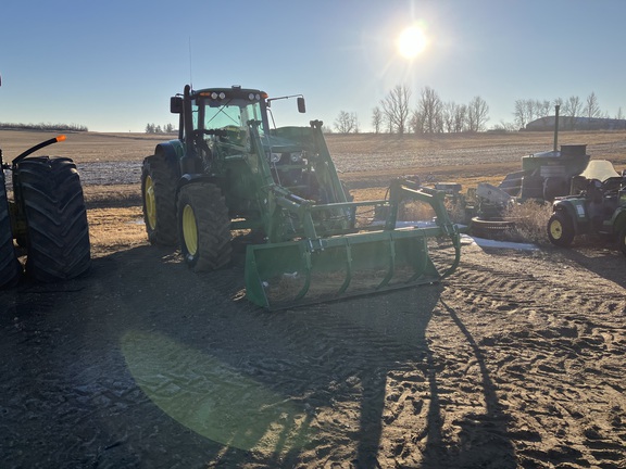 2019 John Deere 6195M Tractor