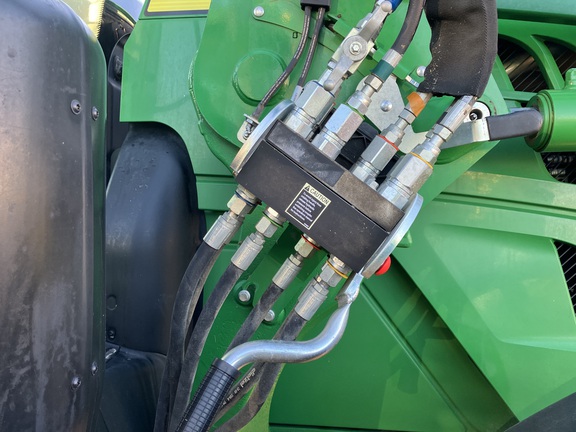 2019 John Deere 6195M Tractor