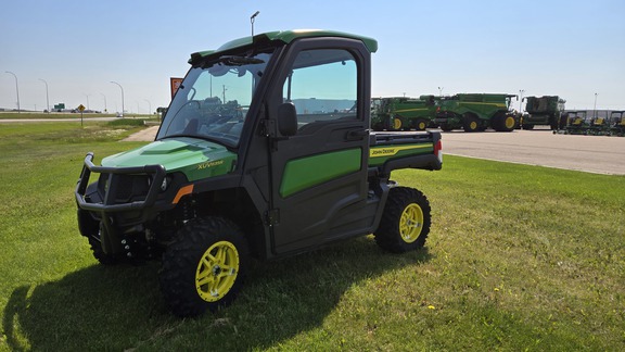 2023 John Deere XUV835R ATV