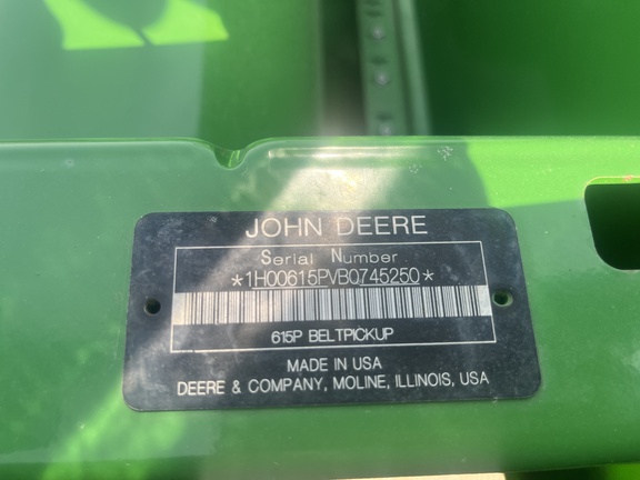 2012 John Deere 615P Header Combine