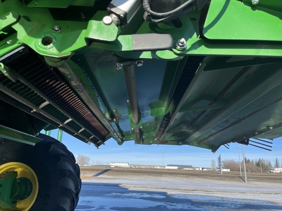 2021 John Deere X9 1100 Combine